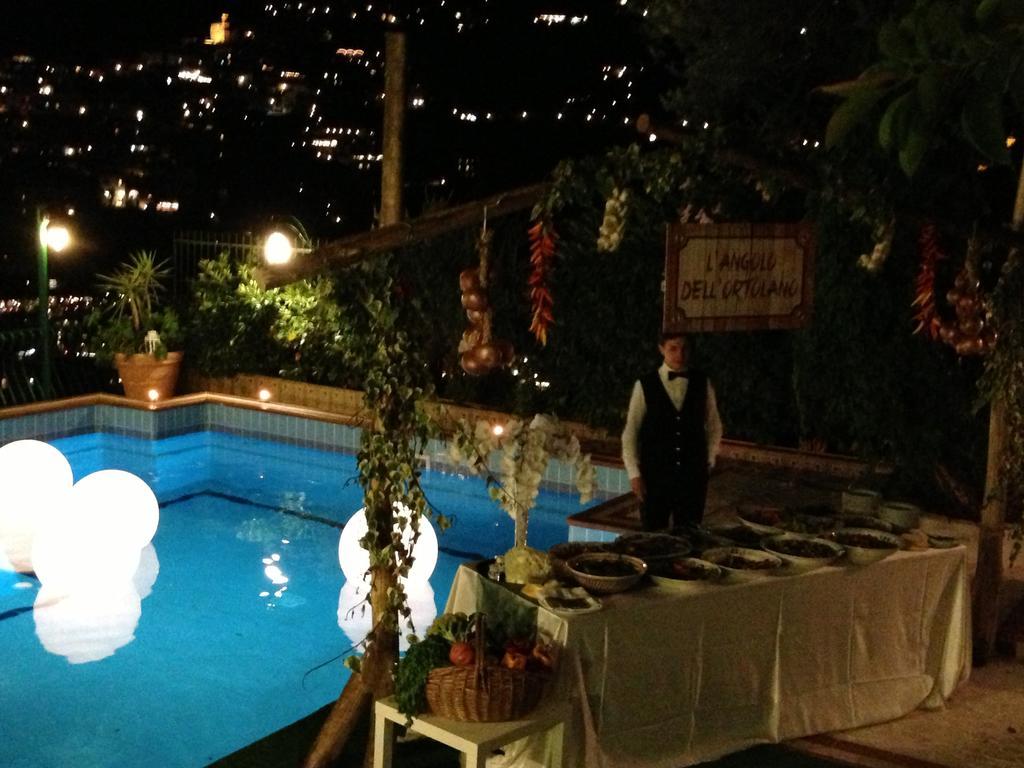 Villa Oliviero Positano Værelse billede