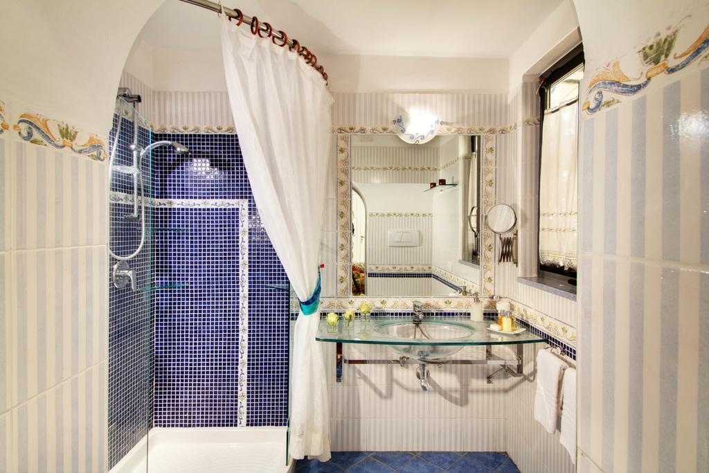 Villa Oliviero Positano Værelse billede
