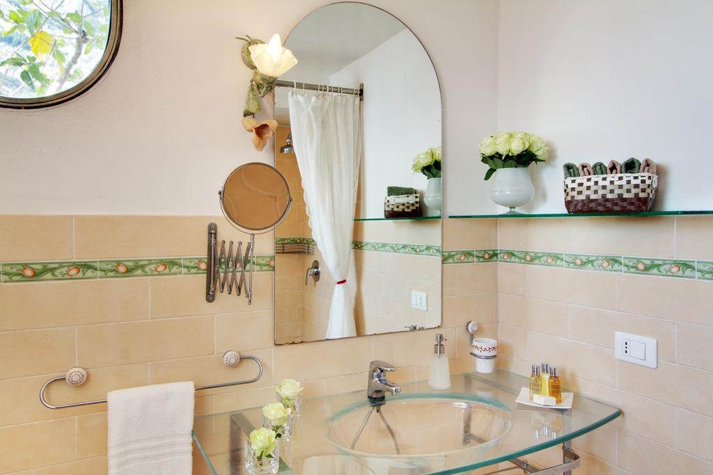 Villa Oliviero Positano Værelse billede