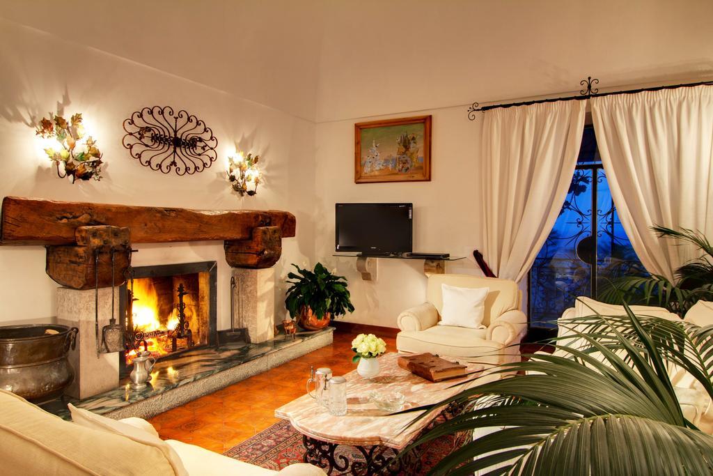 Villa Oliviero Positano Værelse billede